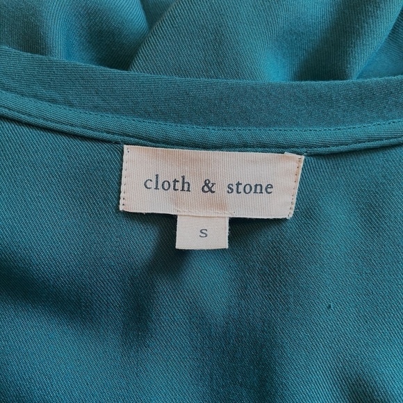 Cloth & Stone Top Shirt Tee Tank 100% Rayon Short Sleeve Hi-Low Rounded Hem - Picture 10 of 12